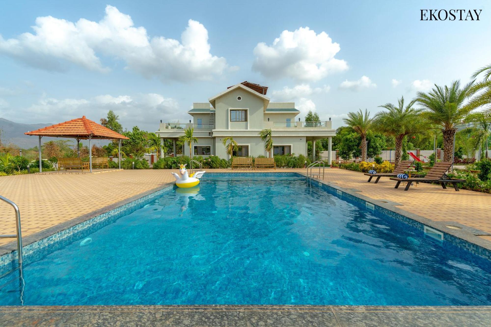 Ekostay Gold Palm Estate I Cricket Turf I Rain Dance I 2 Acre Property Karjat Eksteriør billede