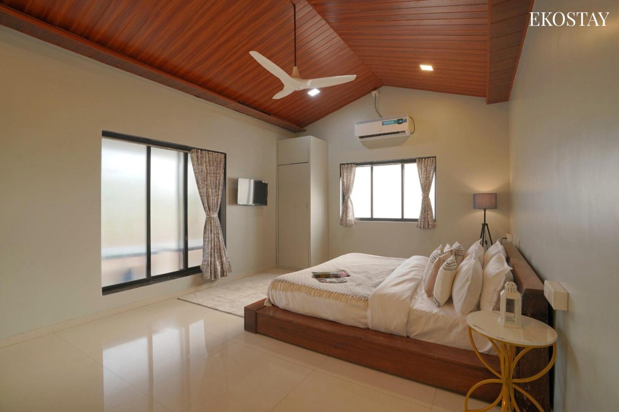 Ekostay Gold Palm Estate I Cricket Turf I Rain Dance I 2 Acre Property Karjat Eksteriør billede
