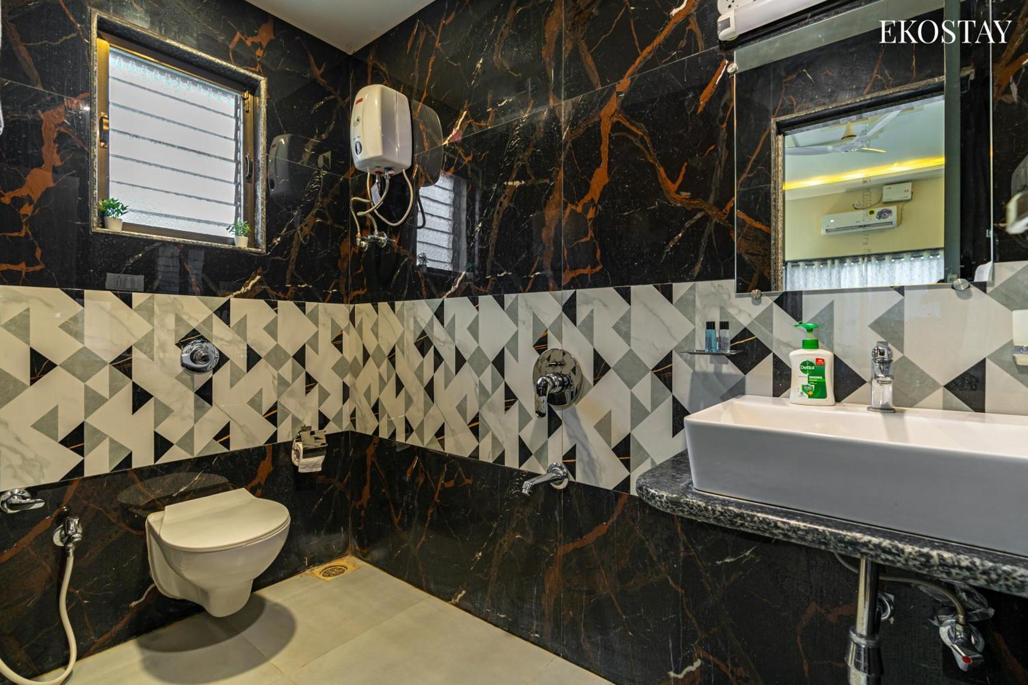 Ekostay Gold Palm Estate I Cricket Turf I Rain Dance I 2 Acre Property Karjat Eksteriør billede