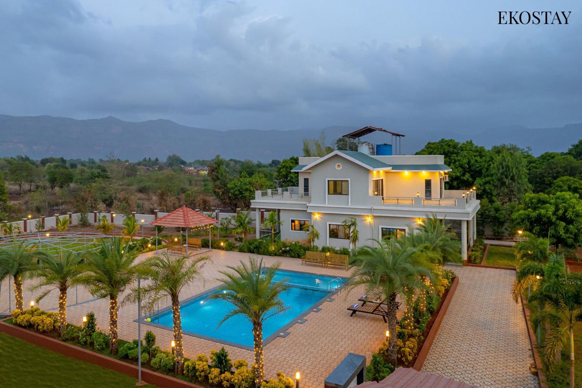 Ekostay Gold Palm Estate I Cricket Turf I Rain Dance I 2 Acre Property Karjat Eksteriør billede